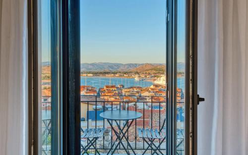 Nafplion City Centre Hotel | Sitovolonas Superior Accommodation