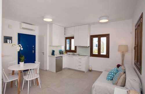Mykonos Town House | Situated in the heart of Mykonos Town, inside Oasis complex with a shared Pool!