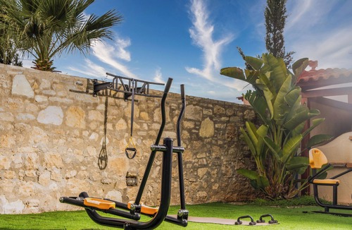 Sivas Villa | SivasZen Family Villa, Heated Pool, Fitness & Play