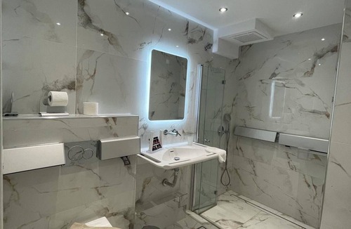 Troulos House | Skiathos Island Suites