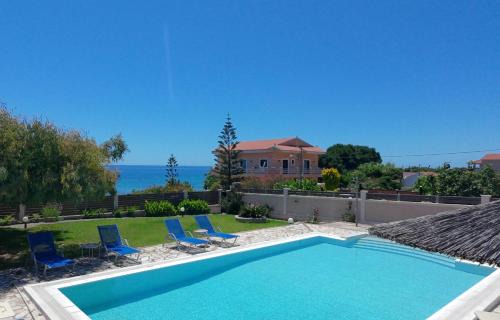 Agios Matthaios House | Skidi Beach house