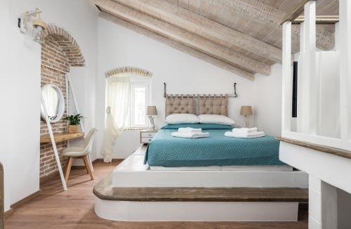 Old Town Apartment | Sky Loft Corfu Old Town Apartments