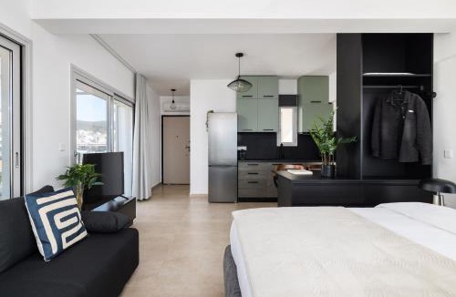 Thessaloniki Apartment | Skyline City Luxury Apartment with Stunning Terrace by BiNoBi!
