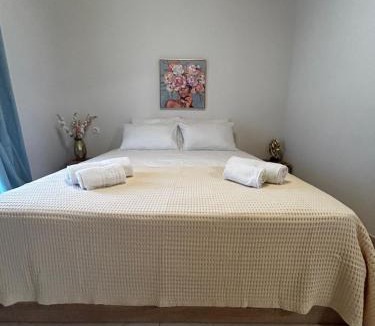 Nea Iraklia House | Small Paradise Perfect Hospitality