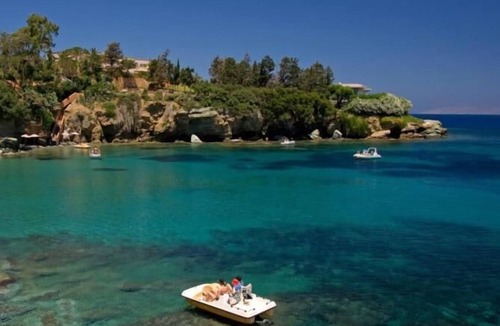 Agia Pelagia Apartment | Small studio with a large veranta