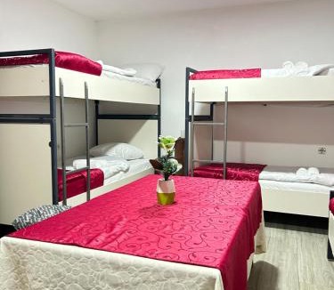 Podgorica Hostel | Sneza
