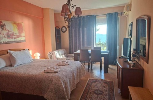 Volos House | Sofia's pottery house