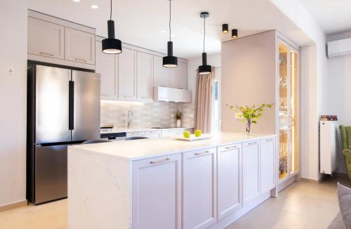 Perama Apartment | Sofias & Rolandos Luxury home