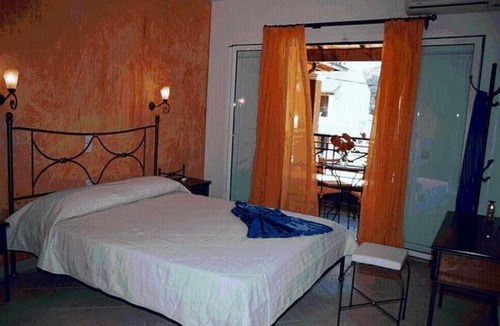 Agios Gordios Apartment | Sophias Apartments