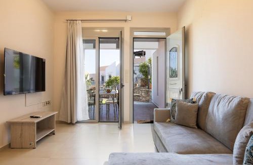 Loutra House | Sophias View