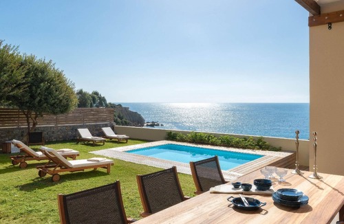 Pefkos House | South Key Villa with swimming pool