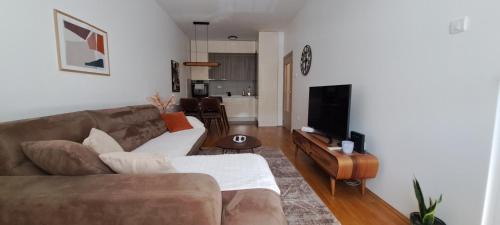 Podgorica Apartment | South Side Apartment