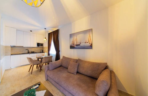 Sutomore Apartment | Spacious 1BR Apt for 3 w/Terrace & Pool