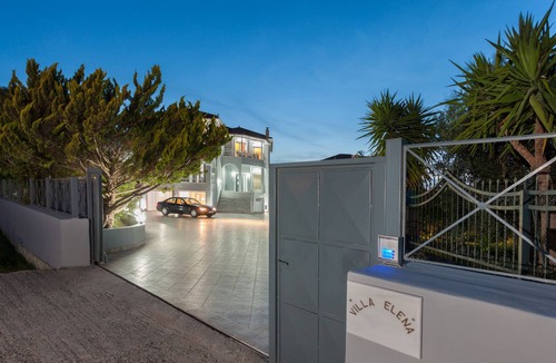 Kalpaki Apartment | Spacious 3 Bedroom Apartment