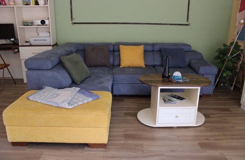 Topla House | Spacious 3 Bedroom Home - Peaceful Village near the Coast