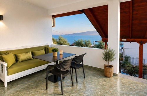 Sarande House | Spacious 4-bedroom house in serene Saranda with Sea Viewa