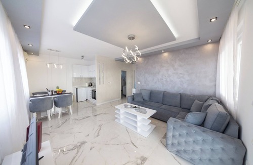 Krimovica Villa | Spacious 5-bedroom villa with pool