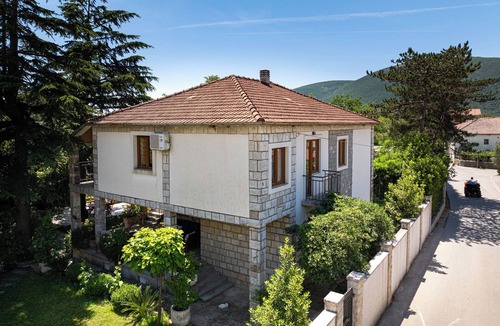 Prijevor Apartment | Spacious Deluxe Family Suite w/Pool