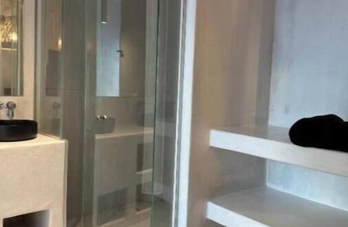 Naousa Hotel | Spacious Deluxe Double Room in the Heart of Naousa
