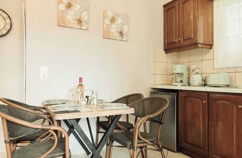 Sidari Apartment | Spacious first floor apartment, Family-Friendly Stay Near the Beach