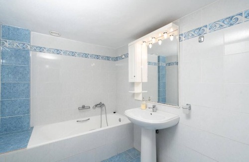 Markopoulon Apartment | SPACIOUS HOUSE WITH SEAVIEW