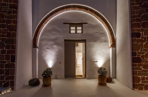 Megalochori Villa | Spacious Luxury Private Villa - Heated Pool - Ocean Views