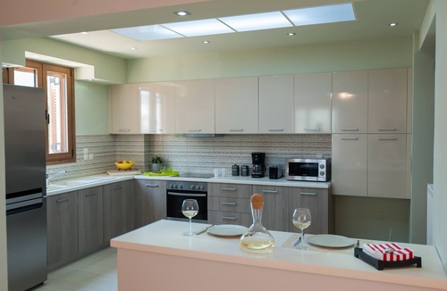 Adele Villa | Spacious pool villa close to Rethimno and beach
