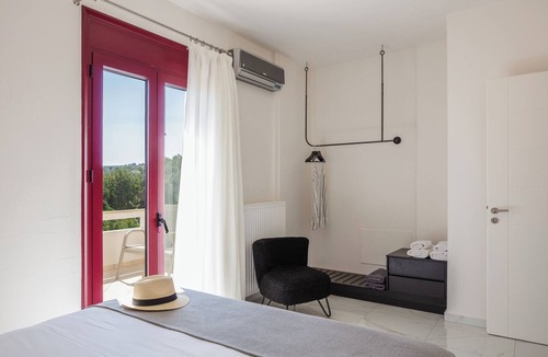 Skouloufia Villa | Spacious villa, fully restored, with heated pool