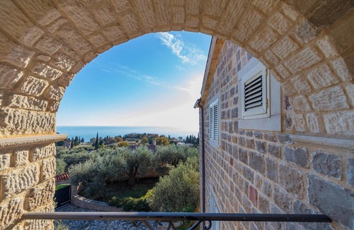 Rezevici Villa | Spacious Villa Olive Grove with private Pool