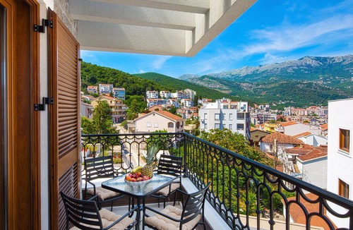 Babin do Apartment | Spaska Lux 2-bedroom Apt w/ balcony + parking #202