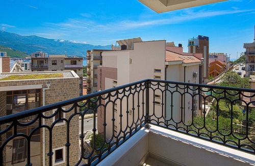Babin do Apartment | Spaska Lux 2-bedroom Apt w/balcony +parking #301
