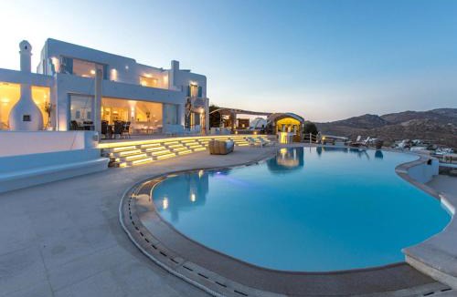 Kalafatis Villa | Spectacular Kalafatis Villa 5 Bedrooms Villa Vibhu Private Jacuzzis