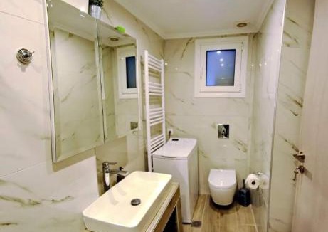 Geni Apartment | Spiros House and Studios