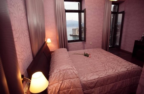 Gefira Mpania Hotel | Spon Boutique Hotel