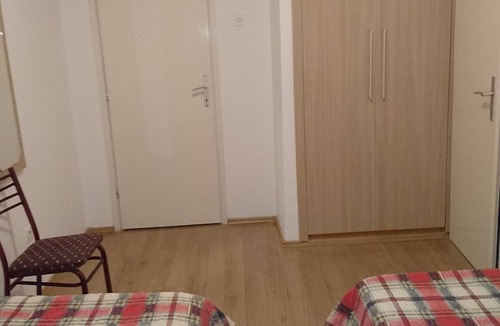 Przno House | SPRINGS APARTMENTS and room