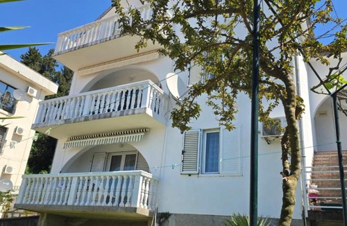 Tomicici House | St Roko Guest House