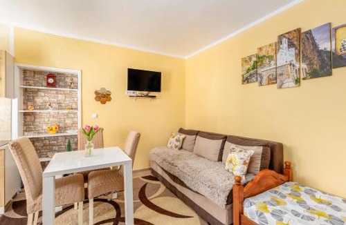 Ratisevina Apartment | Stan na dan, Igalo