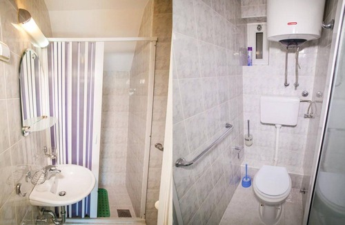 Petrovac Apartment | Standard Studio with Shared Balcony 1