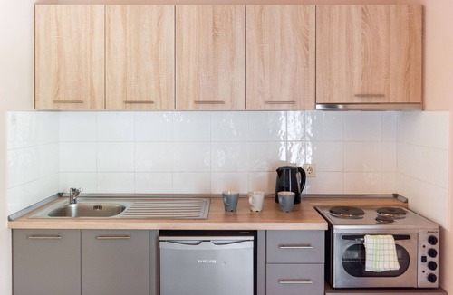 Mazarakata House | Standard Triple Room