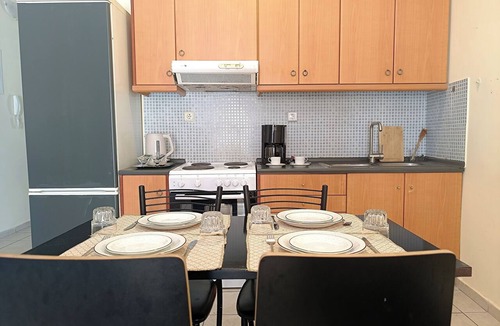 Rethymno Apartment | Stay where the sea meets the city, steps from Beach and the Old Town of Rethymno