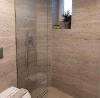 Agia Marina Apartment | Stefanie Studios