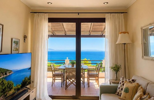 Afytos Villa | Stefanos Riviera