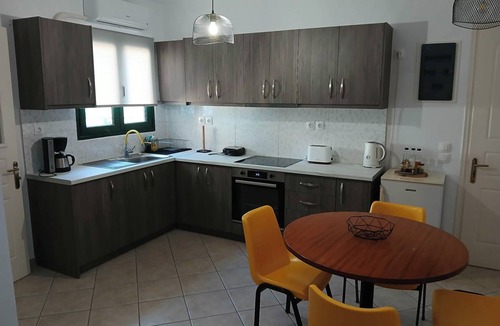 Mitilinii House | Stella’s House — A Cozy Island Hideaway in Beautiful Samos