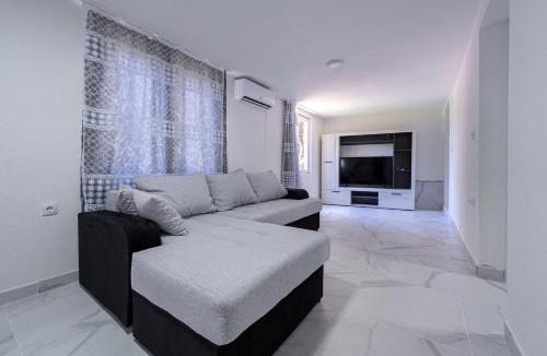 Mrcevac Apartment | Stojkovic Family Apartments