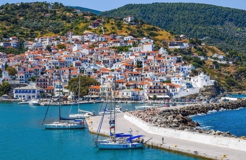 Skopelos Apartment | Stolios Skopelos - Euterpe Split Level Gem