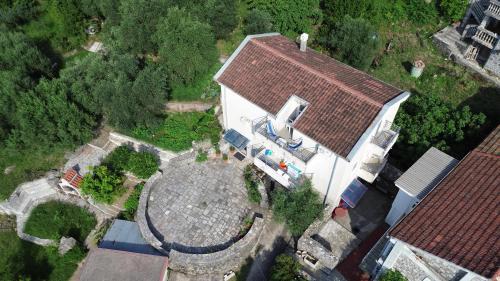 Radovici Apartment | Stone Circle Apartments