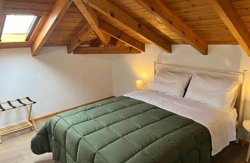 Koroni House | Stone House Bourgos