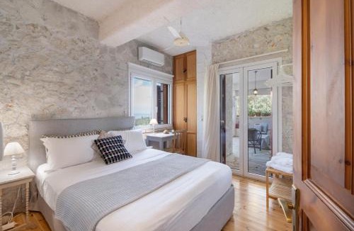 Katouna House | Stone House In Katouna With Garden
