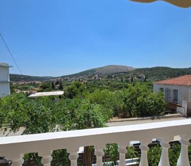 Kardamyla House | Stone House with Panoramic Views in Marmaro