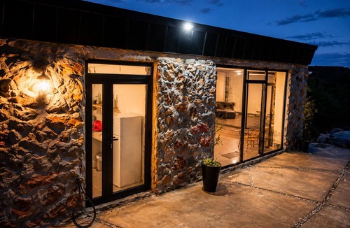 Klinci House | Stone Rose – Private Living. 3 Apartments & 5 Glamping Tents in Rose, Luštica